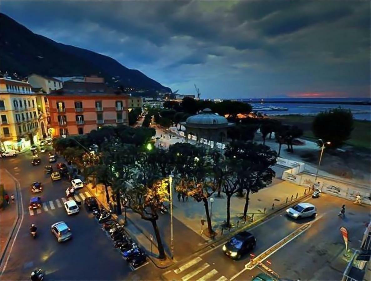 Palazzo San Francesco Hotel Castellammare di Stabia Bagian luar foto
